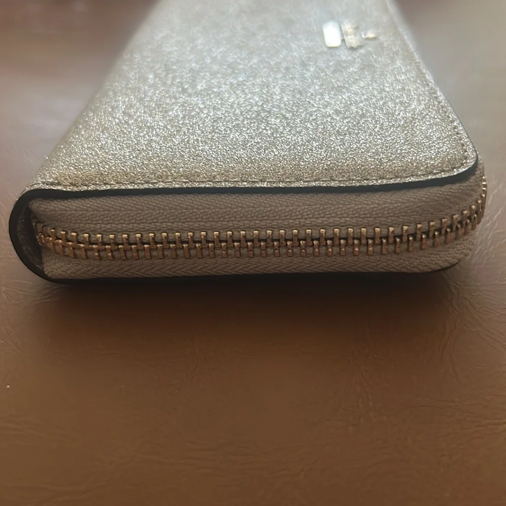 Kate Spade Gold Glimmer Zip Wallet - Picture 8 of 9